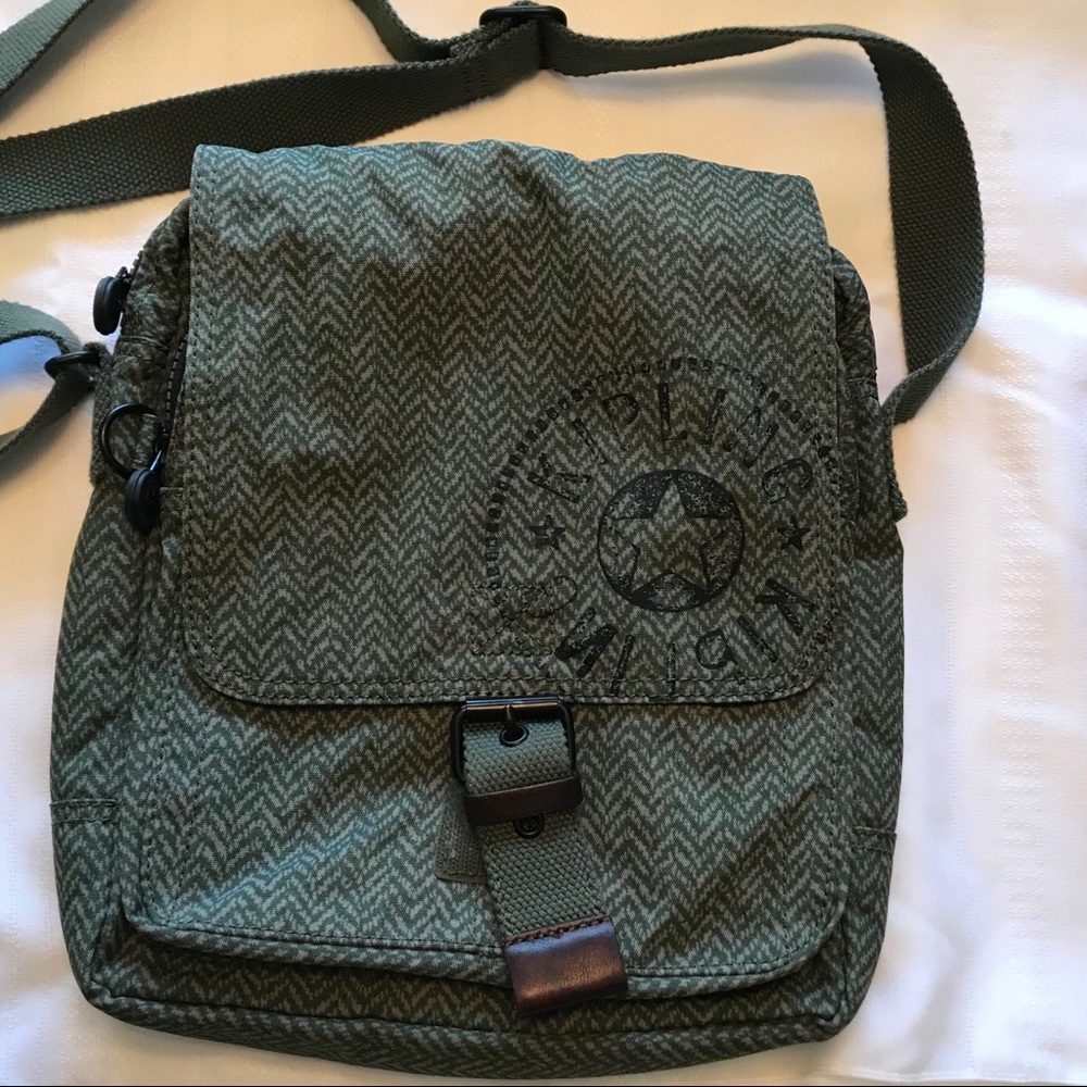 0216:  KIPLING NYLON MESSENGER BAG